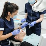 Visita di controllo dentale per adulti: meglio prevenire! | Centro Odontoiatrico AKOS Parma Fiorenzuola Piacenza Modena Reggio Emilia Bologna Cremona