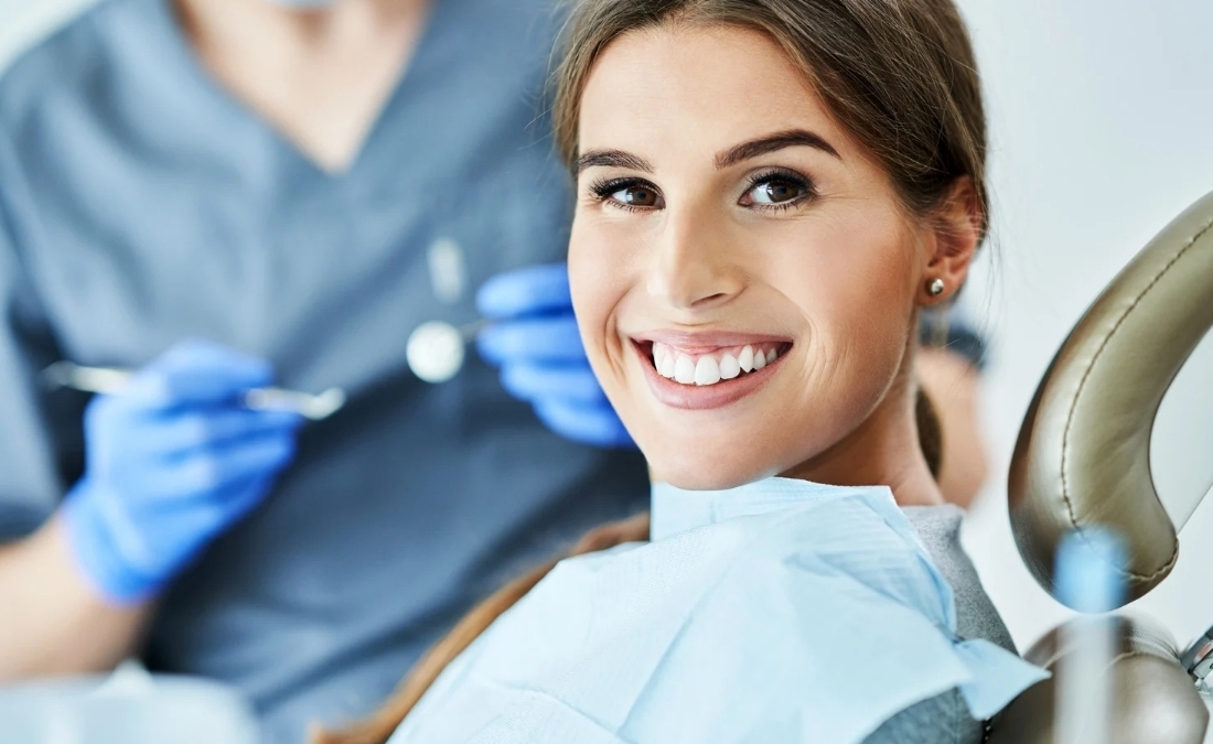 Trattamenti di Estetica Dentale: Sorridi a Nuove Opportunità con AKOS Dental Care